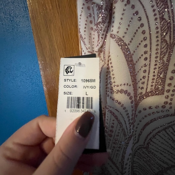 Homecoming dress size Large - Picture 3 of 4